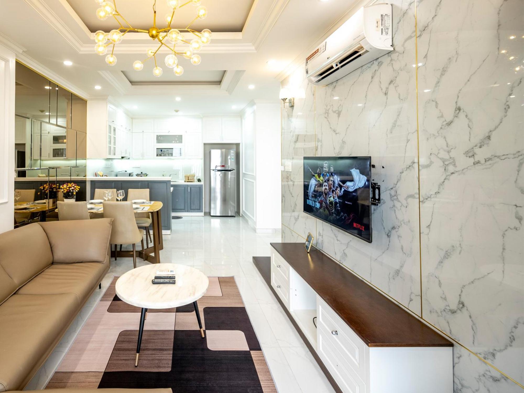 Sunrise City View Apartment , Near Lotte Mart Ho Chi Minh City Exterior photo
