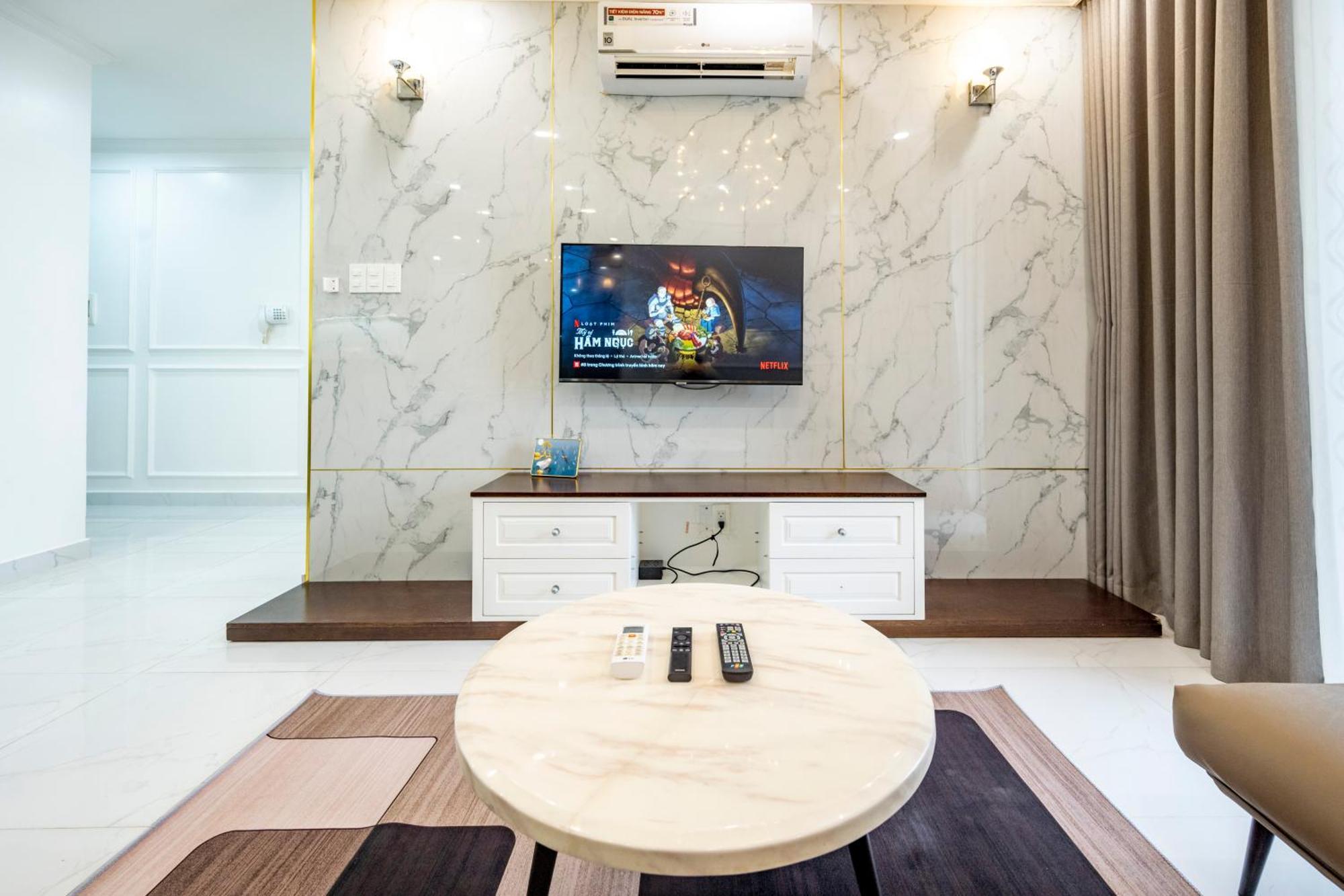 Sunrise City View Apartment , Near Lotte Mart Ho Chi Minh City Exterior photo